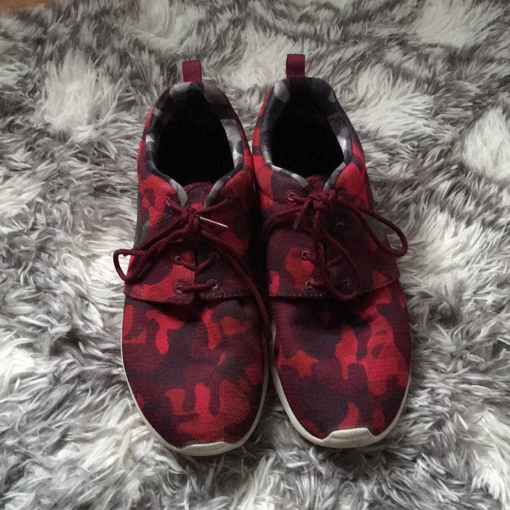 Camo roshe runs
